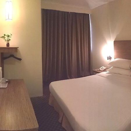 Hotel Sri Sutra - Bandar Sunway 3 Petaling Jaya Exteriör bild