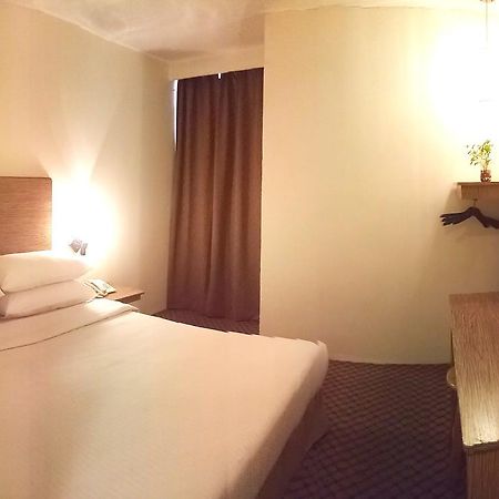 Hotel Sri Sutra - Bandar Sunway 3 Petaling Jaya Exteriör bild
