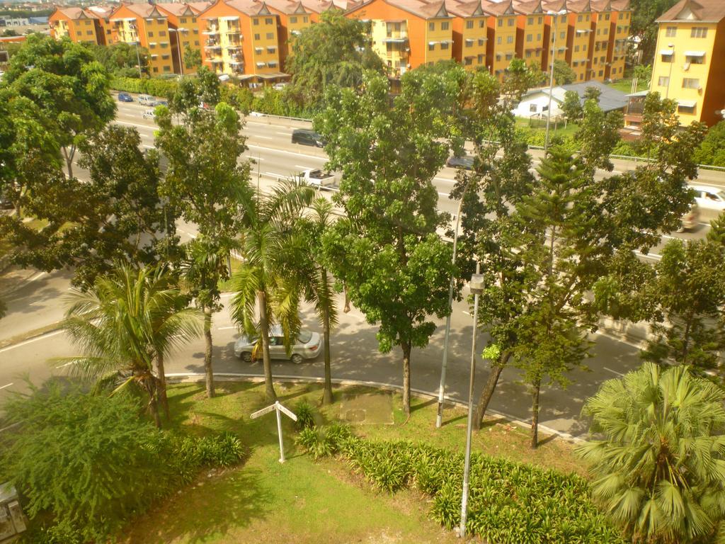 Hotel Sri Sutra - Bandar Sunway 3 Petaling Jaya Exteriör bild
