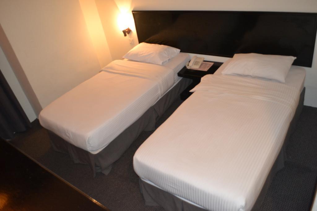 Hotel Sri Sutra - Bandar Sunway 3 Petaling Jaya Exteriör bild