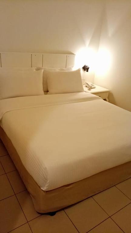 Hotel Sri Sutra - Bandar Sunway 3 Petaling Jaya Exteriör bild