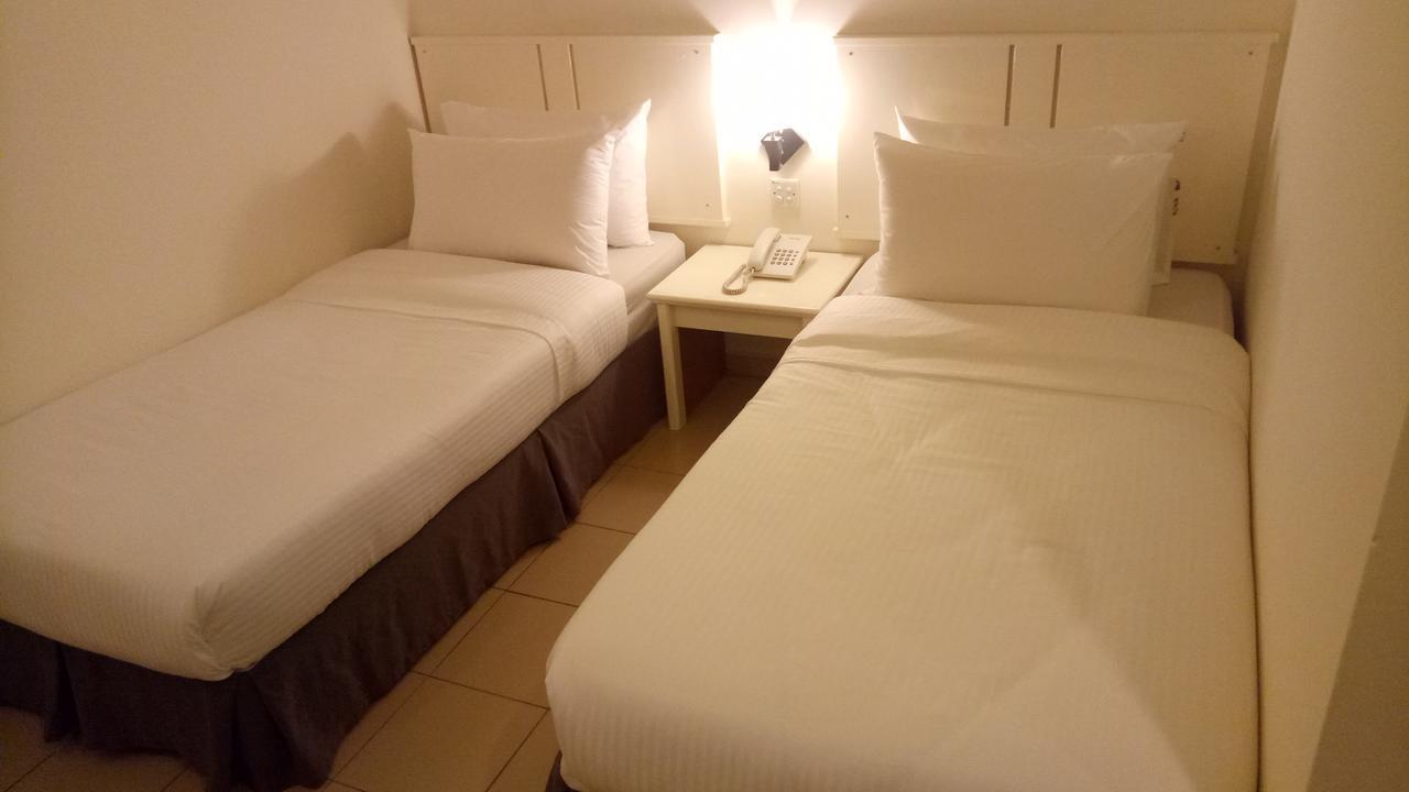Hotel Sri Sutra - Bandar Sunway 3 Petaling Jaya Exteriör bild