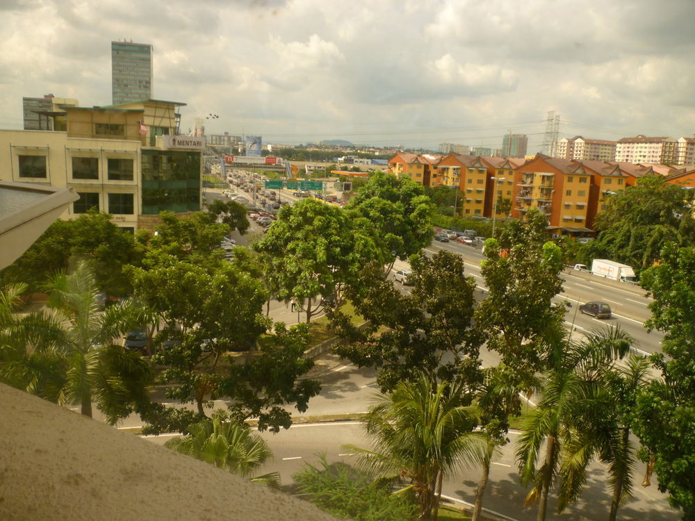 Hotel Sri Sutra - Bandar Sunway 3 Petaling Jaya Exteriör bild